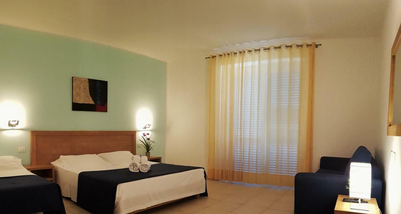 Parco Della Rocca Hotell Punta Braccetto Eksteriør bilde